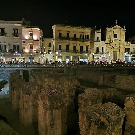 レッチェPiazza Sant' Oronzo Civico 40アパートメント エクステリア 写真