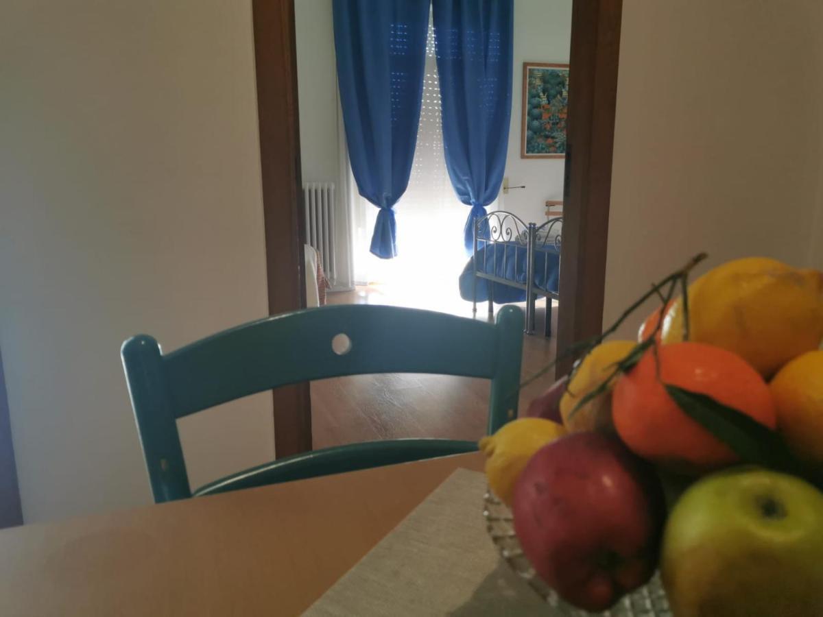 レッチェPiazza Sant' Oronzo Civico 40アパートメント エクステリア 写真